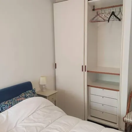 Havre De Paix En Plein Centre Ville, 4 Couchages Daire Menton