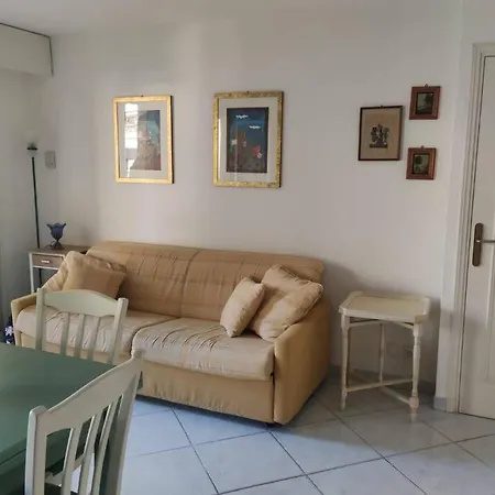 Havre De Paix En Plein Centre Ville, 4 Couchages *